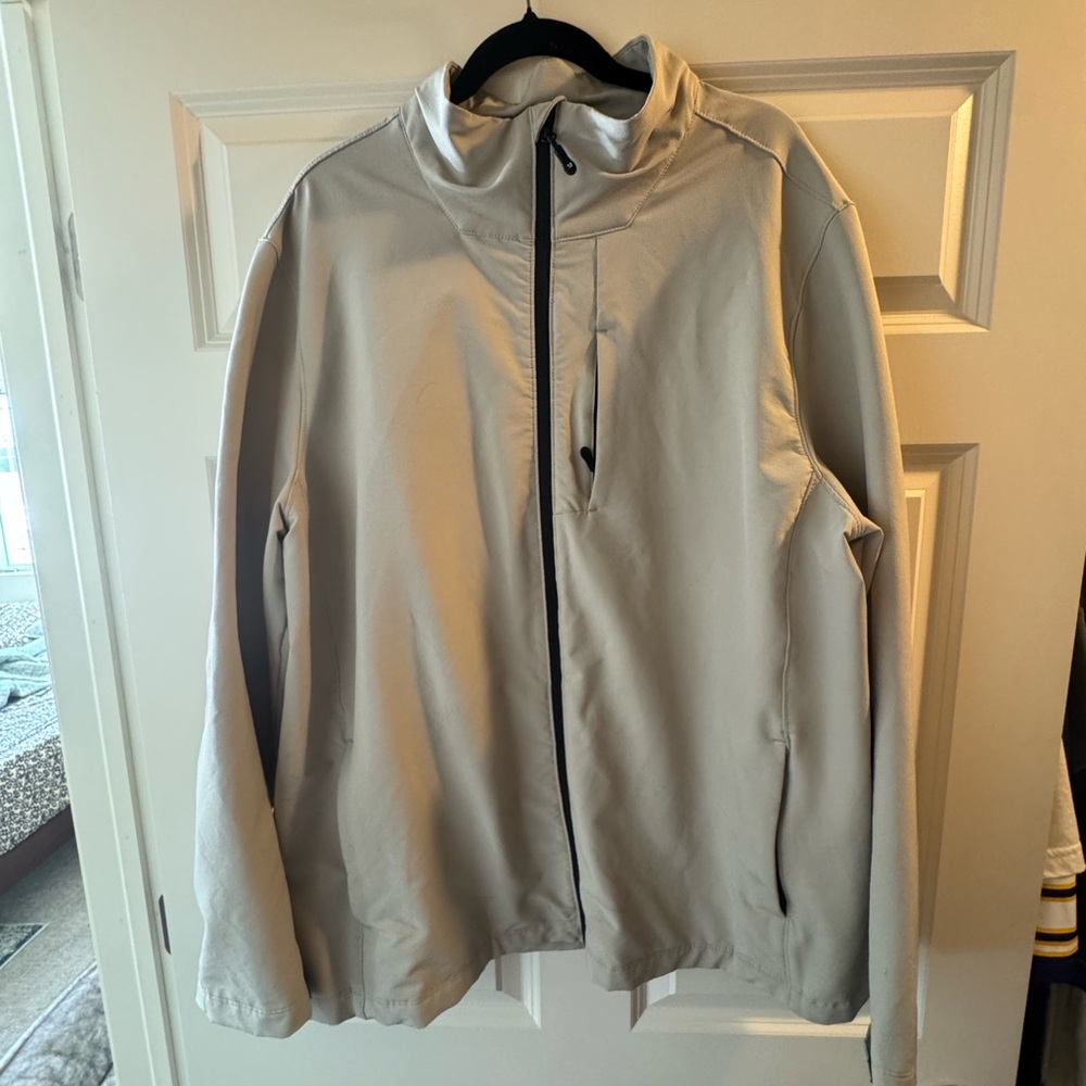 Men's Gray Jacket